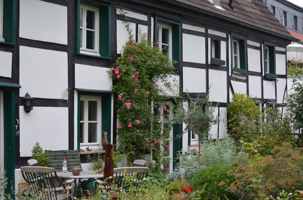 B&B Nr. 1 Schwerte Exterior foto